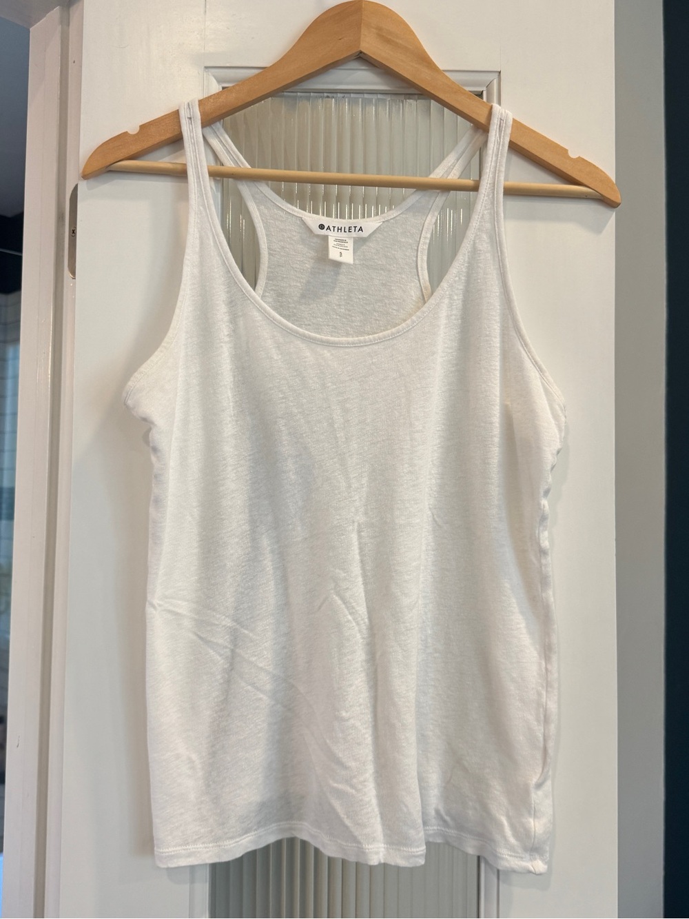 Athleta White Linen Blend Racer Back Tank Size S